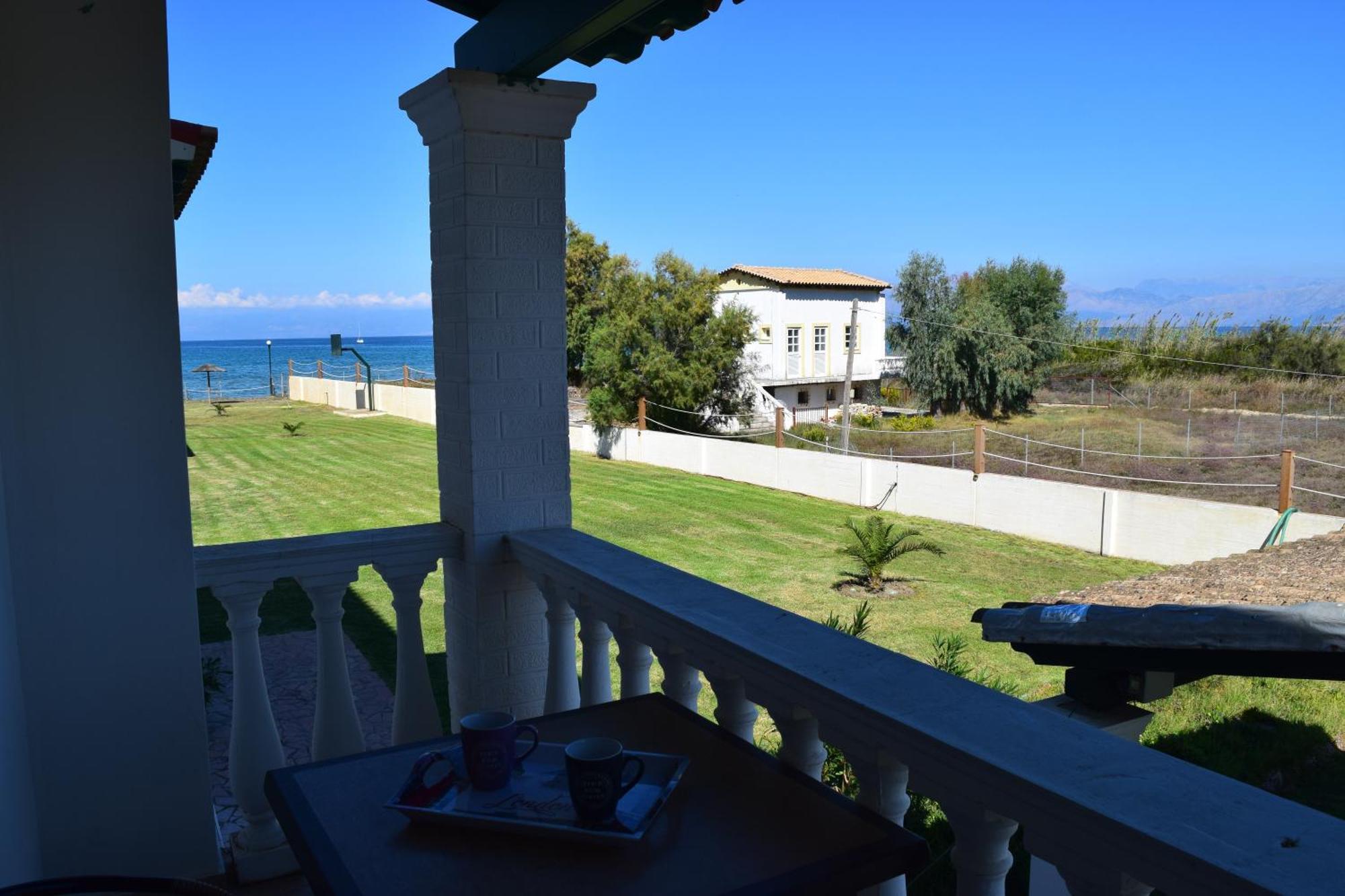 S&C Kosmos Beach Resort Roda  Dış mekan fotoğraf