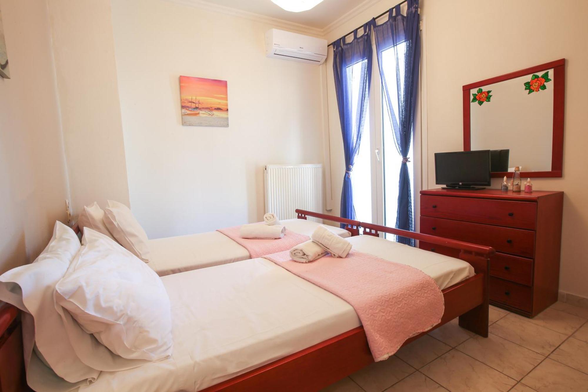 S&C Kosmos Beach Resort Roda  Dış mekan fotoğraf