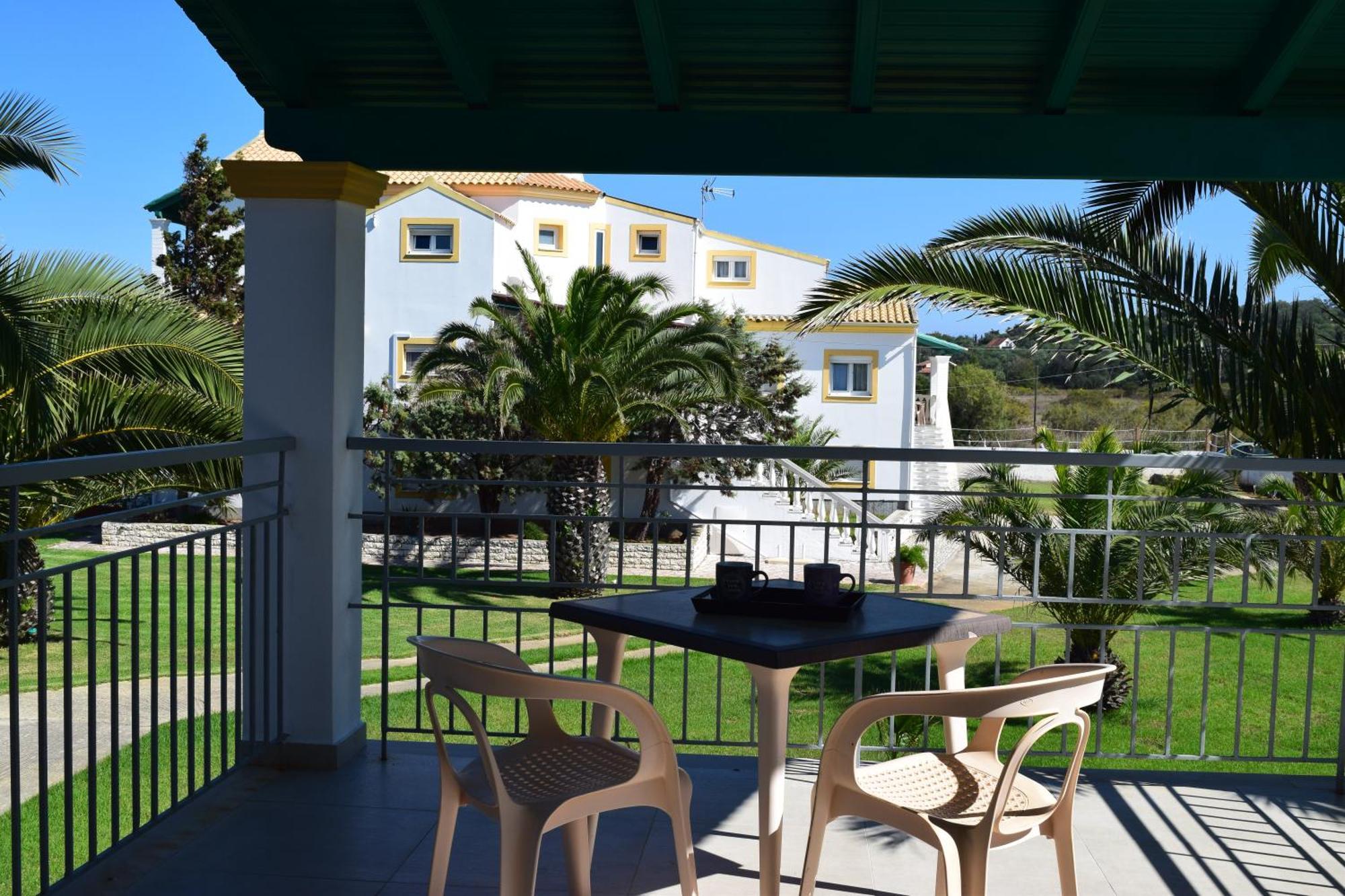 S&C Kosmos Beach Resort Roda  Dış mekan fotoğraf